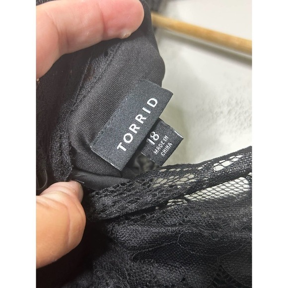 Torrid Mini Lace Off-Shoulder Shift Dress 18 - Picture 9 of 9